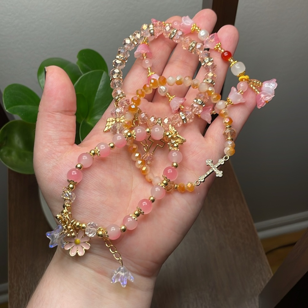 4pc LOT🌠NWOT🌠Stretchy sparkle charm bracelets >> peach/pink/white/tan